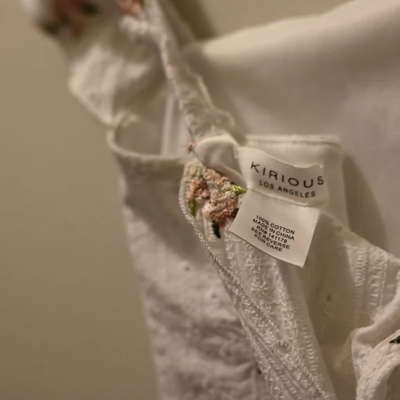 Eyelet Embroidered White Sleeveless Spring 100% Cotton Crop Top Pastel Floral L - Picture 5 of 5